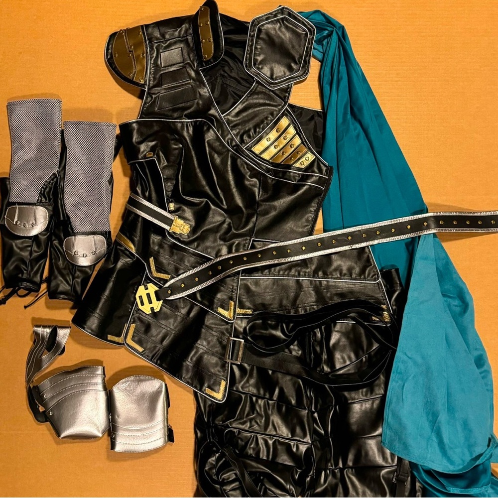 Thor:Ragnarok Valkyrie Cosplay Costume mp003796